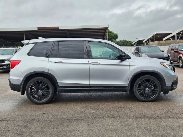Used 2021 Honda Passport Sport video 4