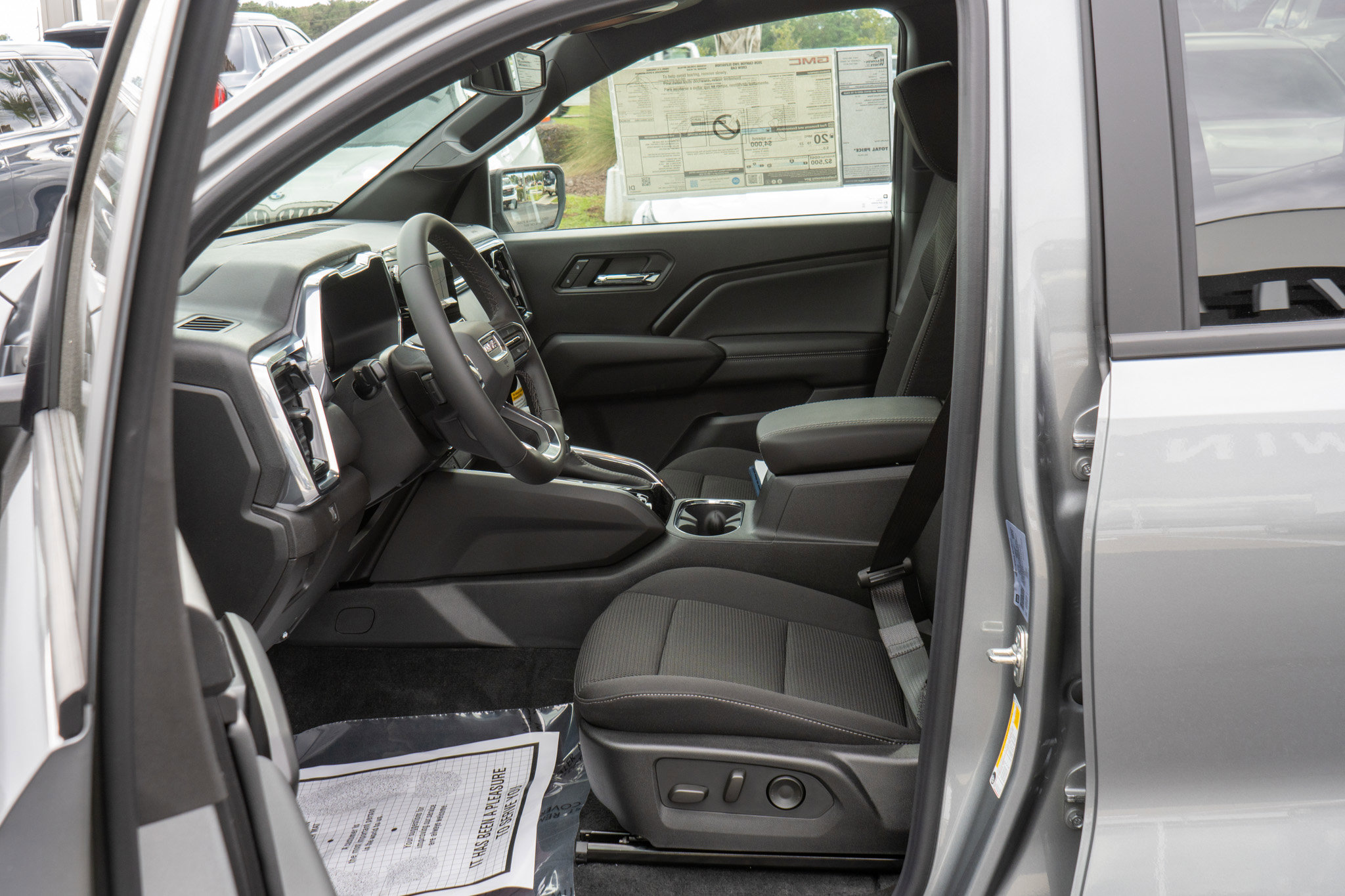 New 2026 GMC Canyon Elevation w/ Convenience Package image 18