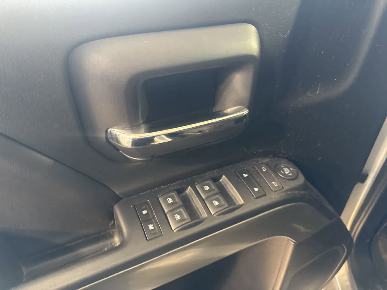 Used 2018 Chevrolet Silverado 1500 LT w/ All Star Edition image 18