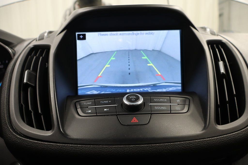 Used 2019 Ford Escape SE image 22