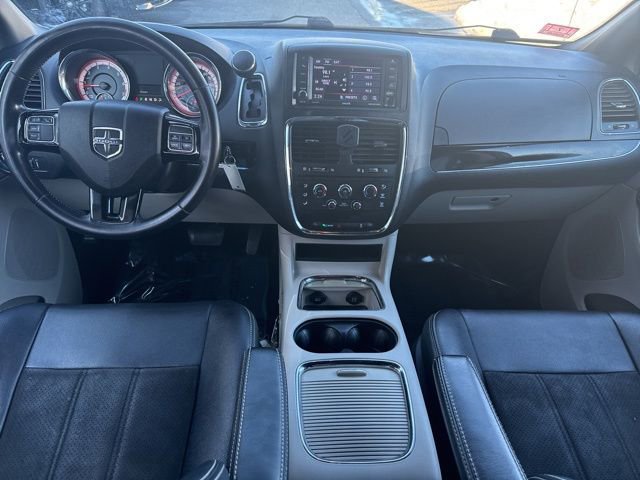 Used 2019 Dodge Grand Caravan SXT image 25