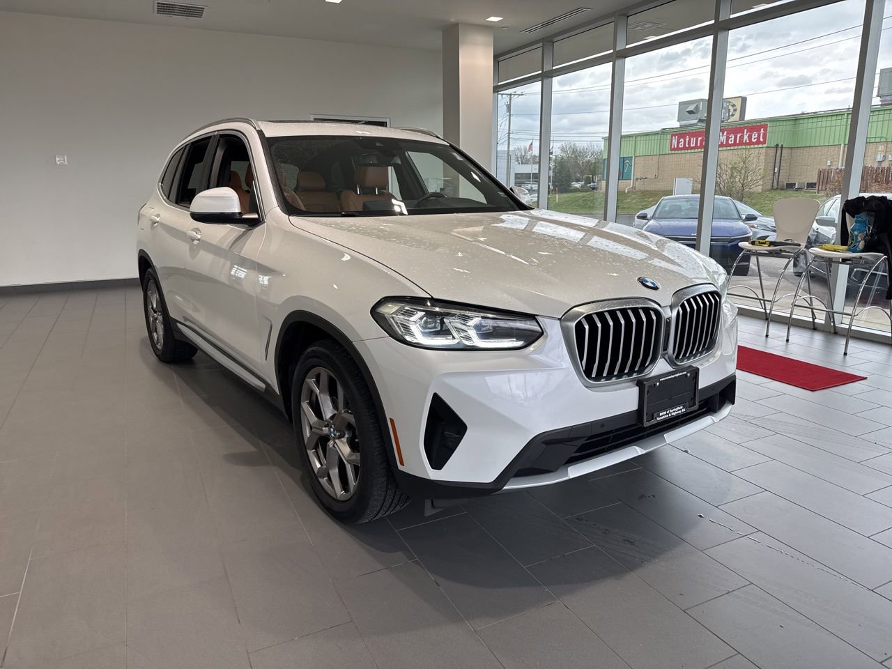 Certified 2023 BMW X3 xDrive30i w/ Convenience Package w/ZPA image 2