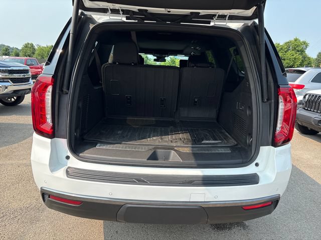 Used 2024 GMC Yukon XL AT4 w/ Technology Package AWD/4WD image 25