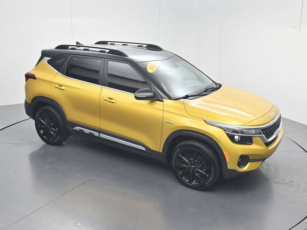 Certified 2023 Kia Seltos Nightfall Edition AWD/4WD image 45