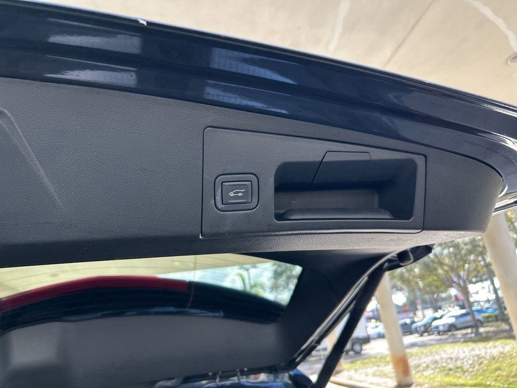 Used 2023 Cadillac XT5 Premium Luxury image 33