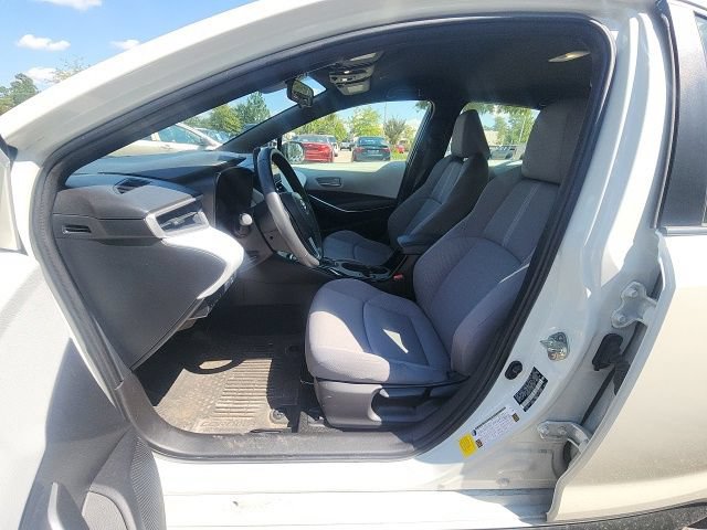 Used 2024 Toyota Corolla SE w/ Convenience Package FWD image 22