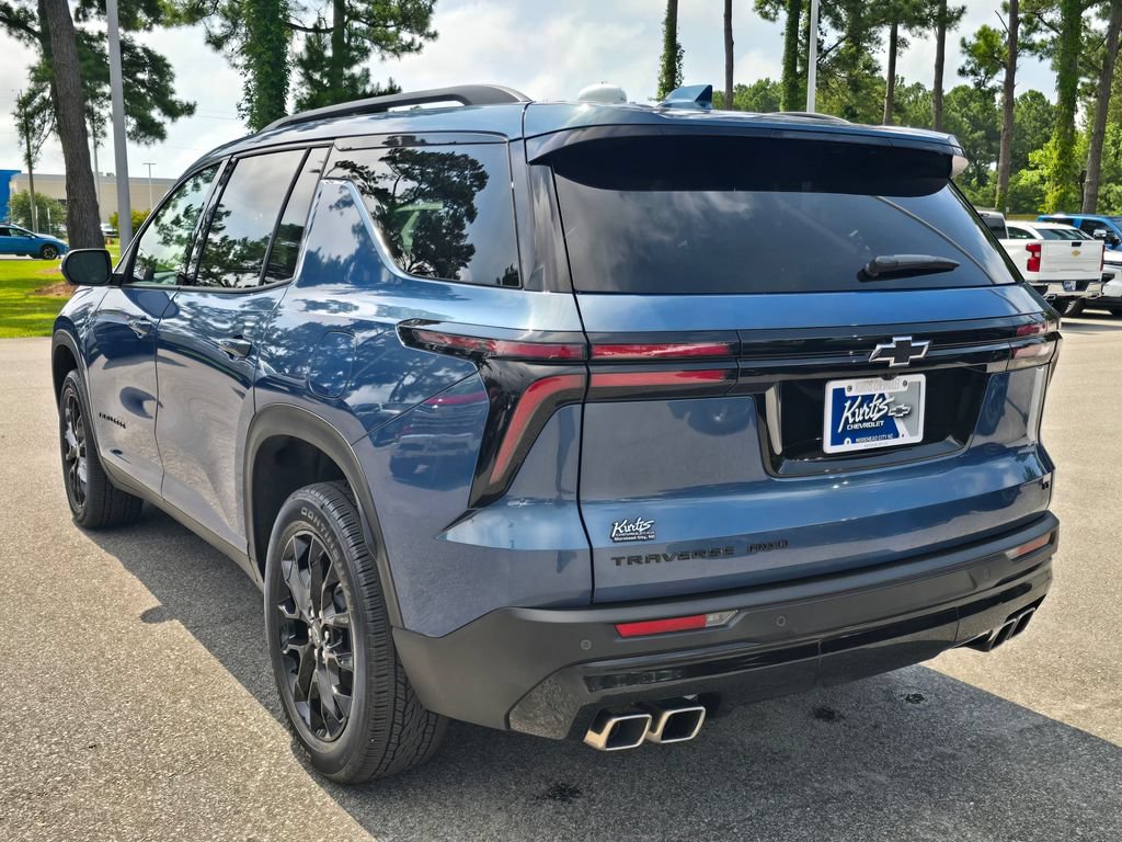 Used 2024 Chevrolet Traverse LT w/ Midnight/Sport Edition AWD/4WD video 3