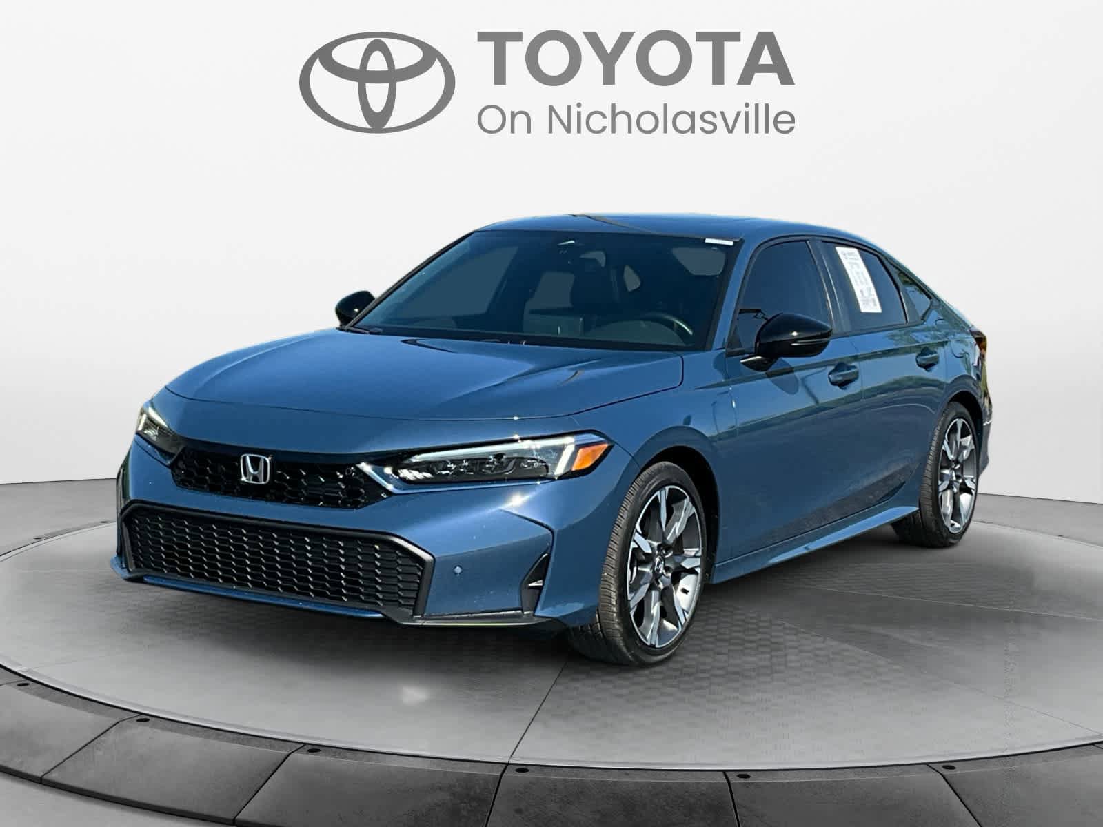 Used 2025 Honda Civic Sport Touring image 1