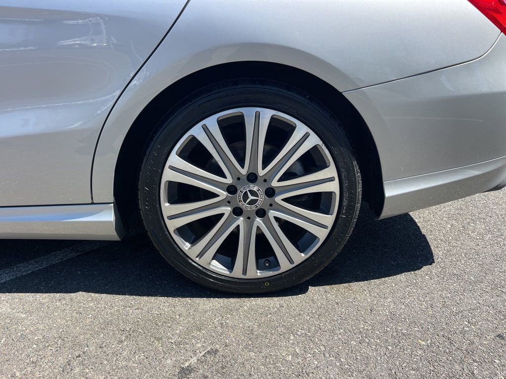 Used 2018 Mercedes-Benz CLA 250 4MATIC image 24