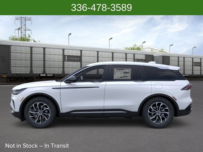 New 2026 Lincoln Nautilus Premier AWD/4WD image 3