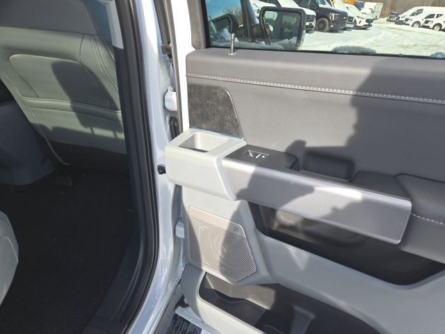 New 2025 Ford F150 Lightning Flash image 32