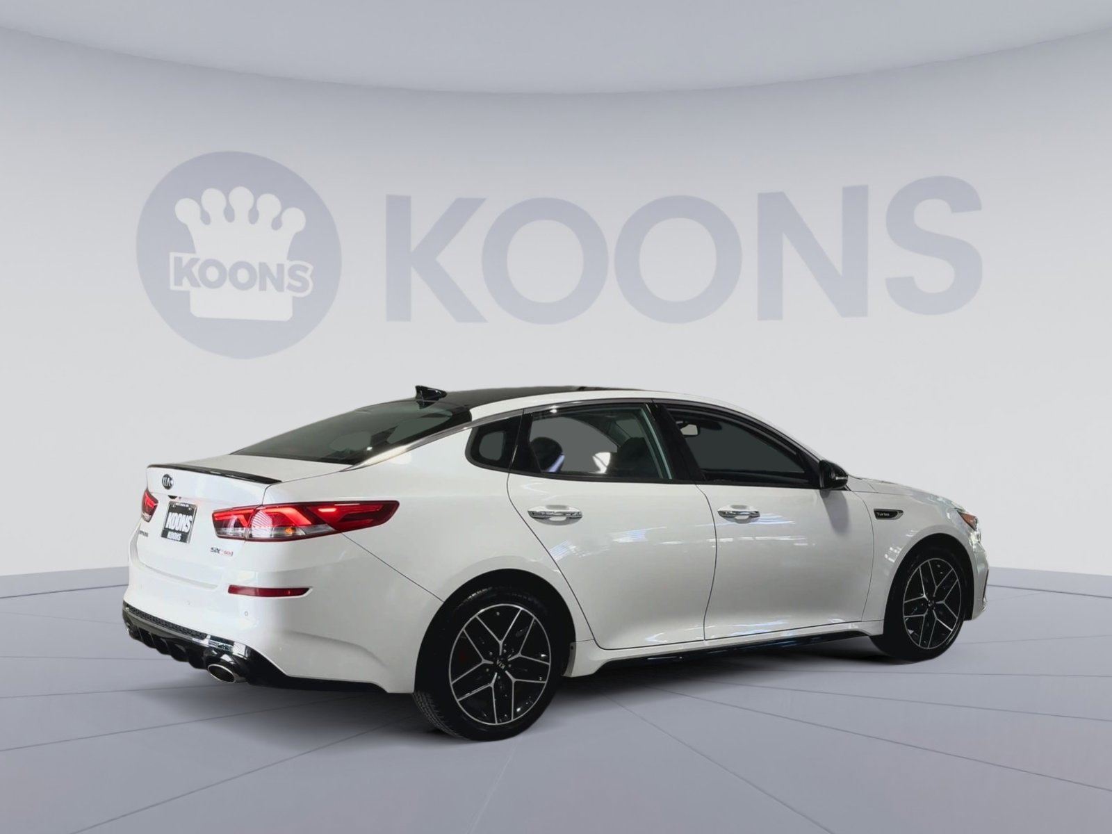 Used 2020 Kia Optima SX image 11