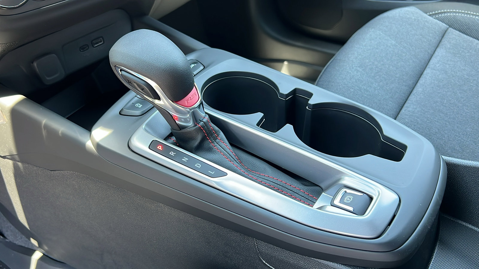 New 2025 Chevrolet Trax RS image 20