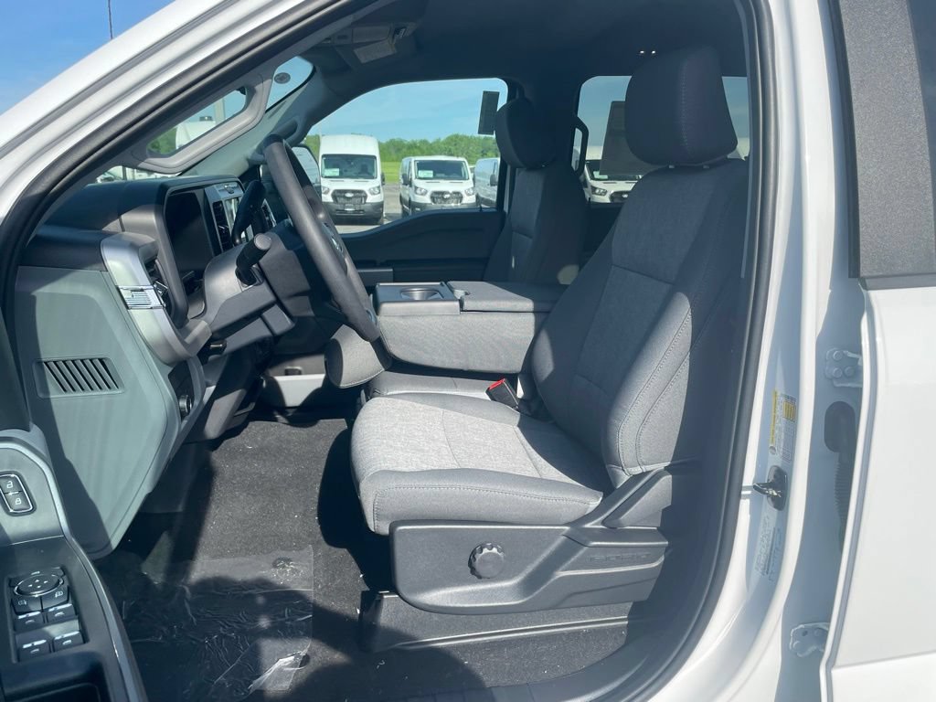 New 2026 Ford F350 XL w/ STX Appearance Package AWD/4WD image 17