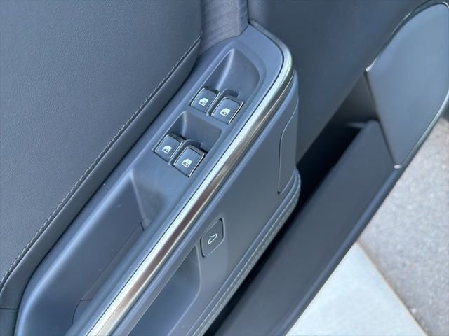 Used 2025 Rivian R1T Adventure image 20