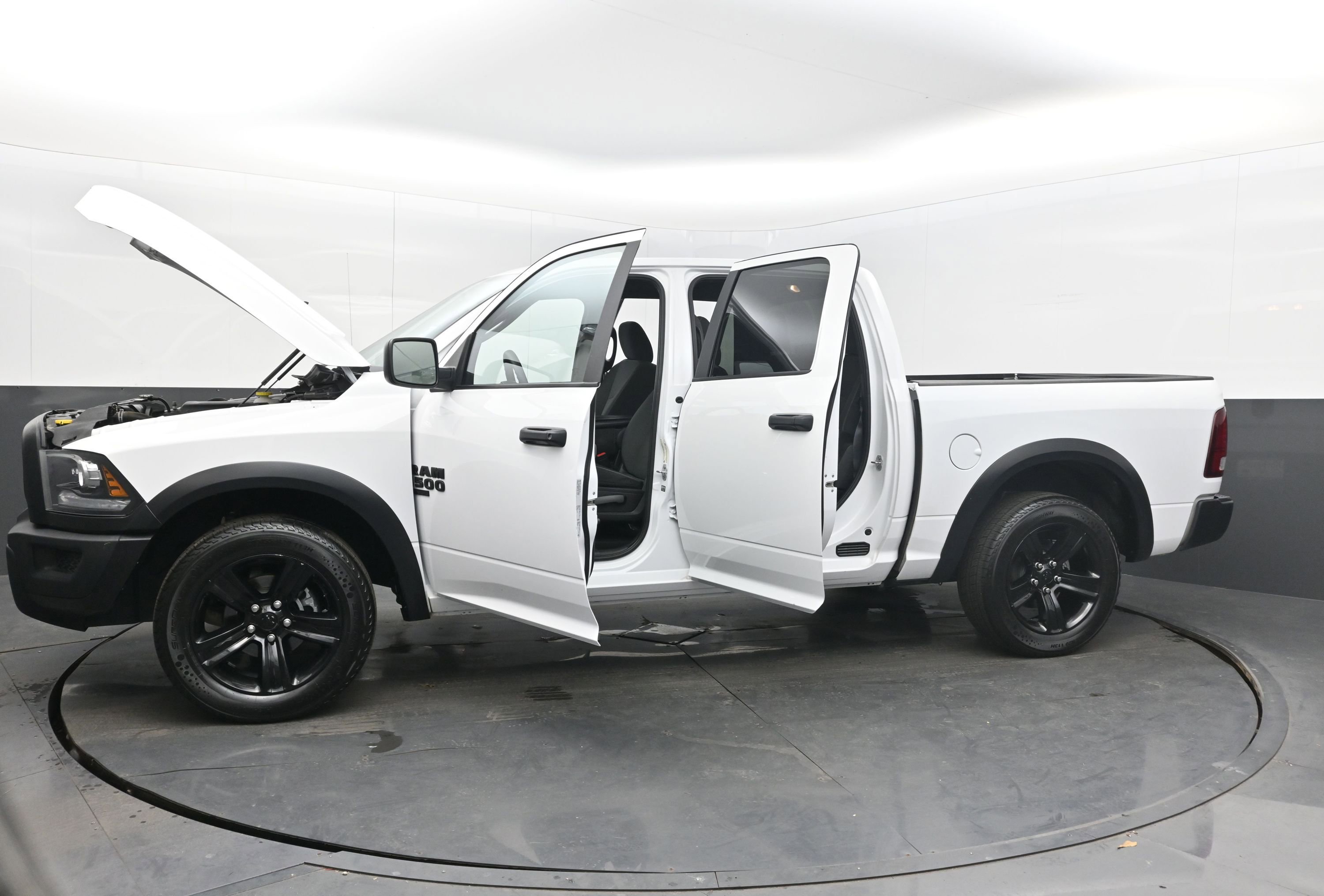 Used 2024 RAM 1500 Classic Warlock image 43