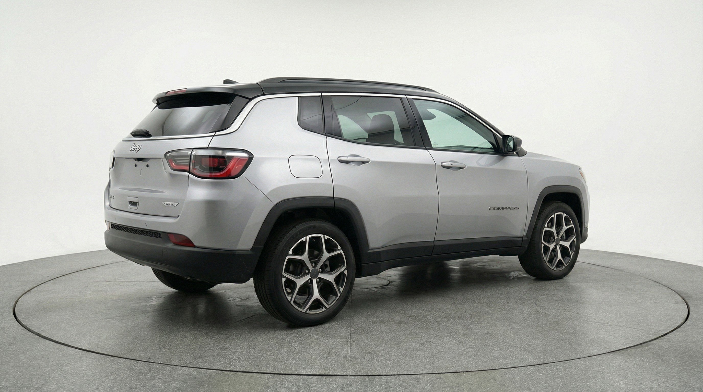Used 2025 Jeep Compass Limited image 9