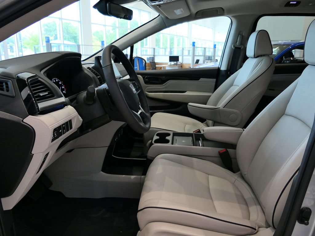 New 2027 Honda Odyssey Touring image 11
