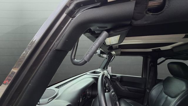 Used 2018 Jeep Wrangler Unlimited Altitude image 30