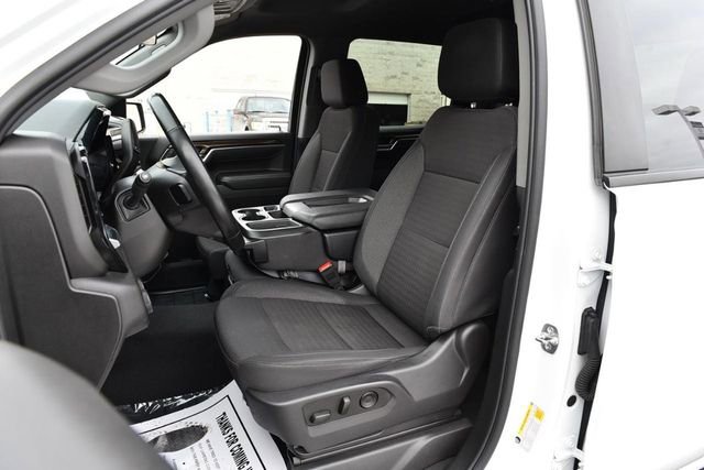 Used 2025 Chevrolet Silverado 1500 LT image 17