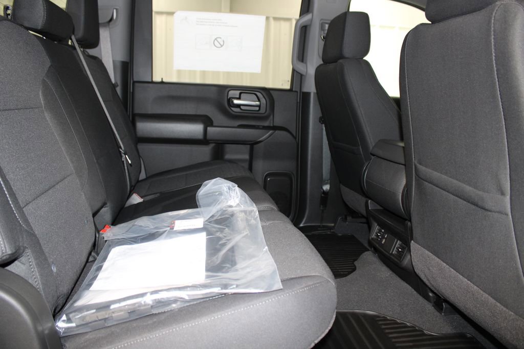 New 2026 Chevrolet Silverado 2500 Custom w/ Custom Value Package image 30