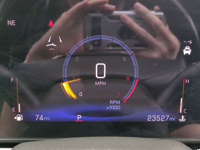 Used 2025 Chevrolet Trax ACTIV w/ Driver Confidence Package image 26