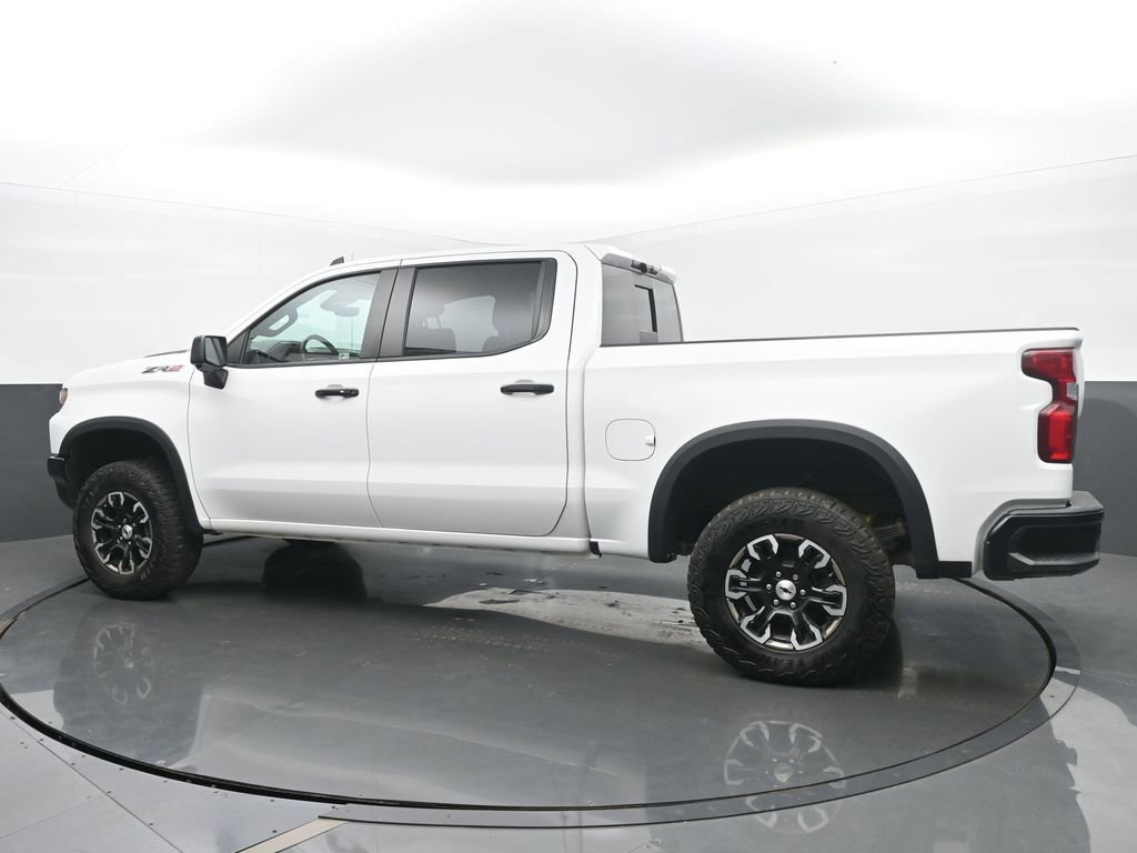 Used 2022 Chevrolet Silverado 1500 ZR2 w/ Technology Package image 3