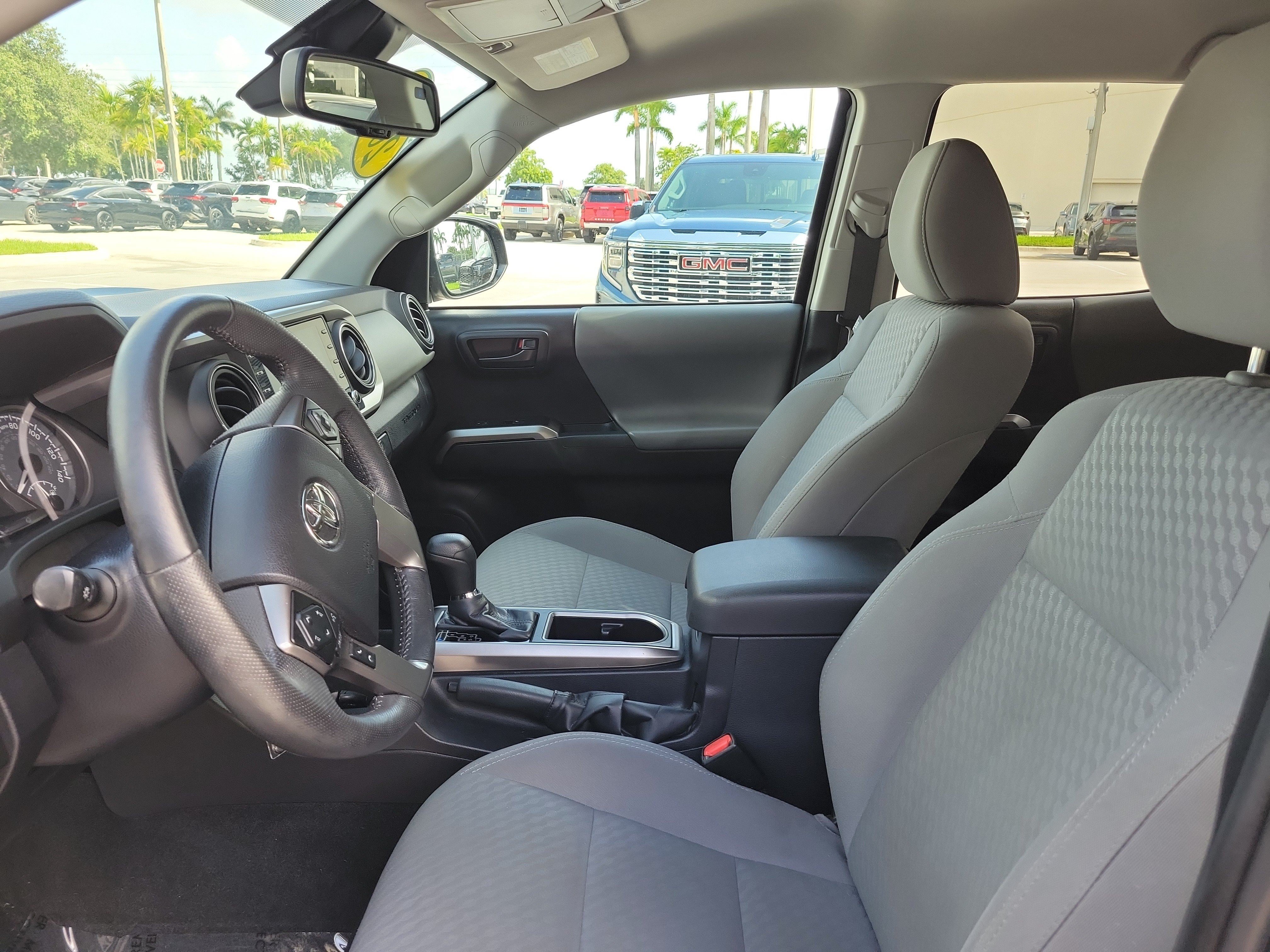 Used 2021 Toyota Tacoma SR5 RWD image 21