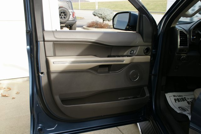 Used 2020 Ford Expedition XLT w/ Equipment Group 202A image 13
