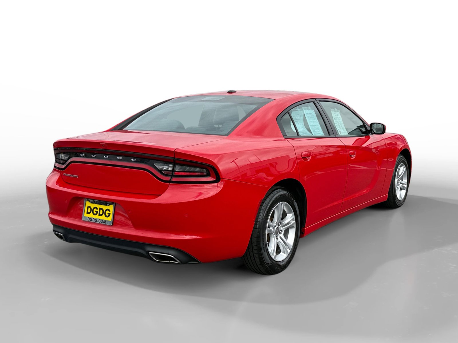 Used 2022 Dodge Charger SXT w/ Leather Interior Group RWD image 5