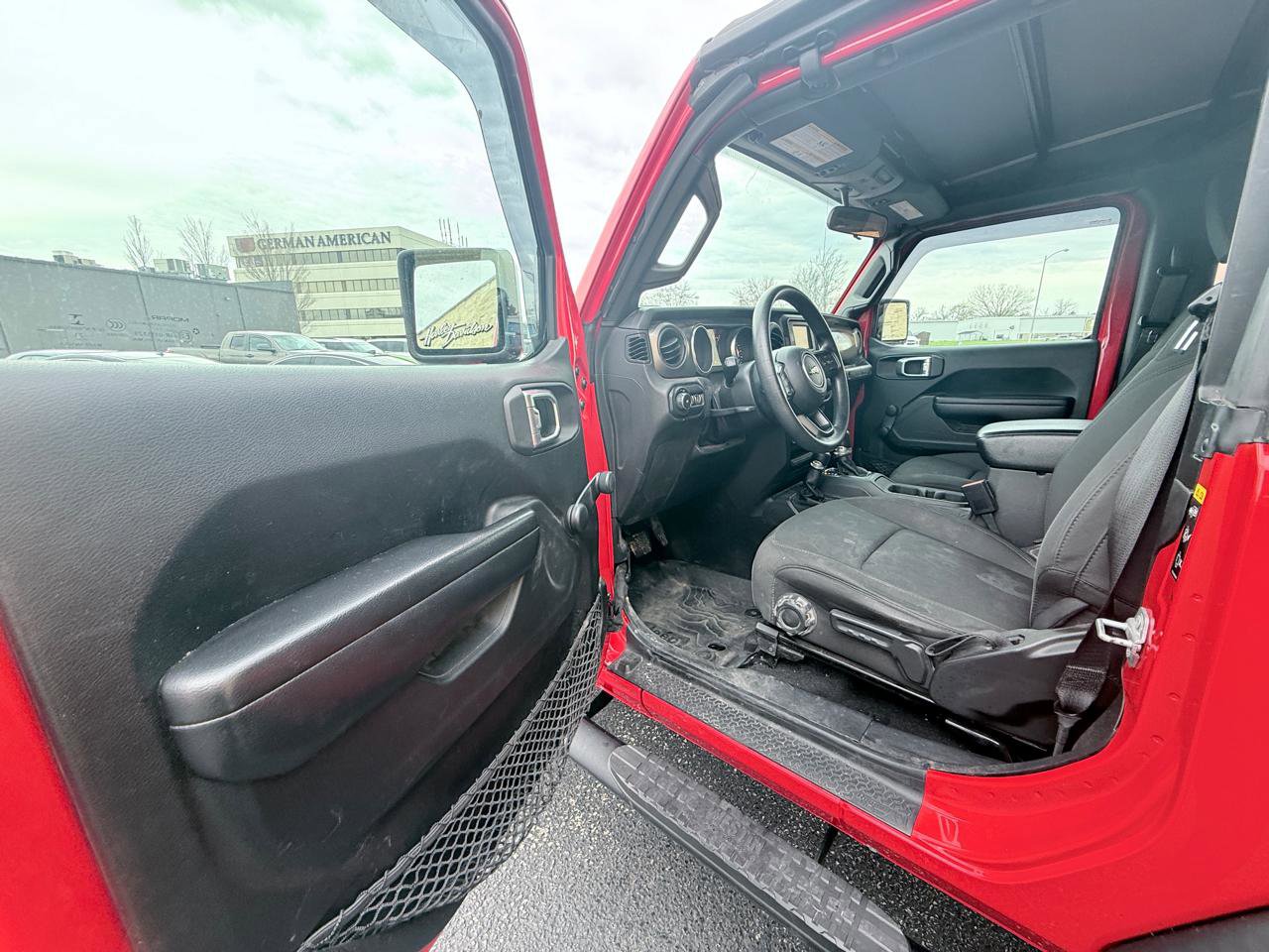 Used 2021 Jeep Wrangler Sport AWD/4WD image 9