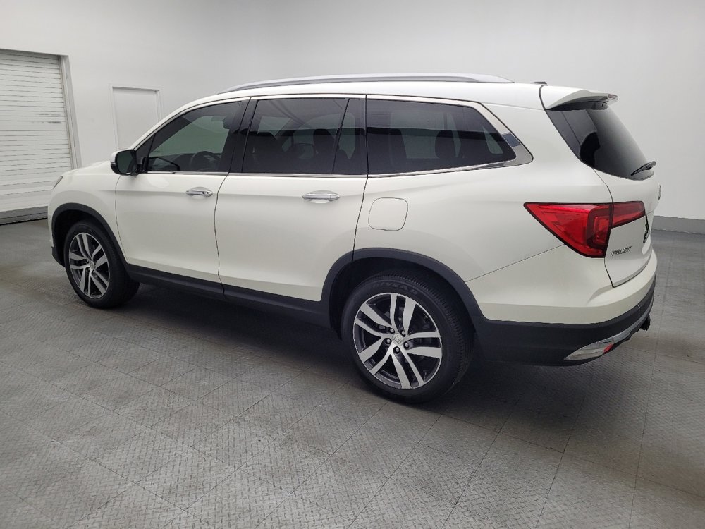 Used 2017 Honda Pilot Elite image 3