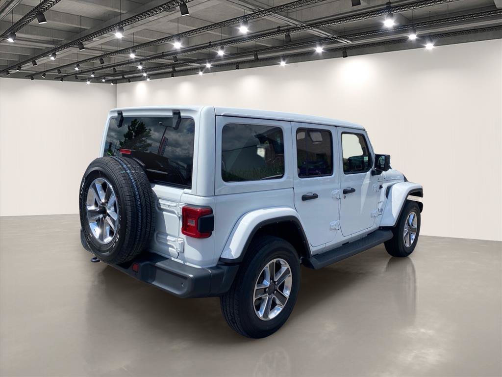 Used 2023 Jeep Wrangler Unlimited Sahara w/ LED Lighting Group AWD/4WD image 7