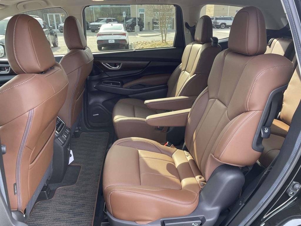 Certified 2025 Subaru Ascent Touring w/ Popular Package #1 image 4