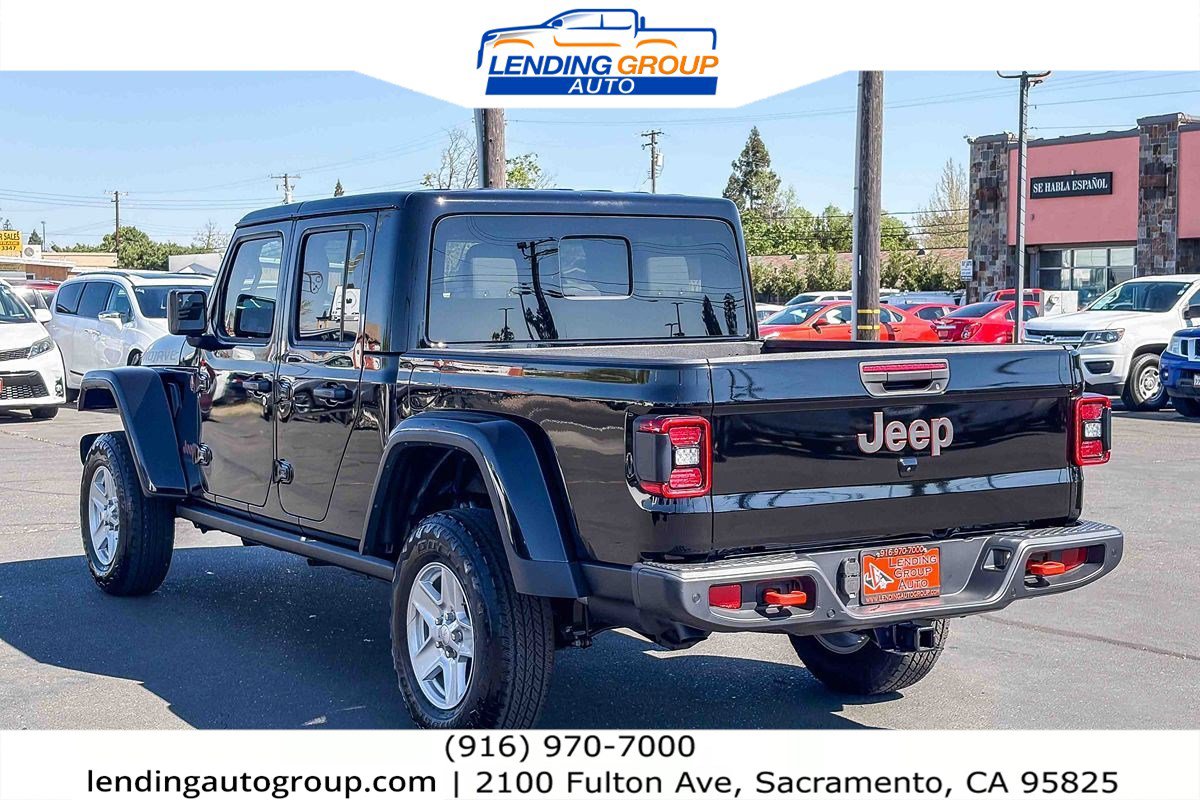 Used 2021 Jeep Gladiator Mojave image 2