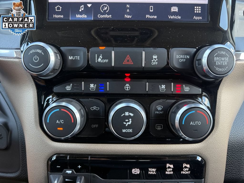 Used 2024 RAM 2500 Laramie w/ Safety Group AWD/4WD image 29