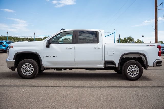 Used 2022 Chevrolet Silverado 2500 LT AWD/4WD image 8