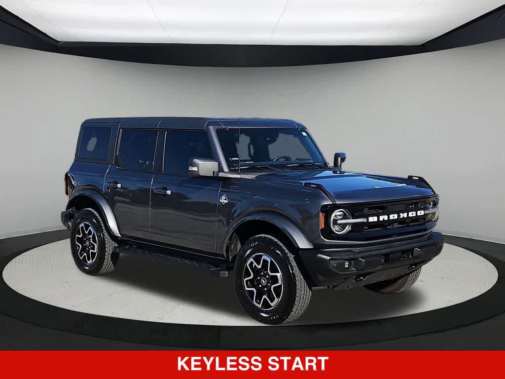 Used 2024 Ford Bronco Outer Banks AWD/4WD image 8