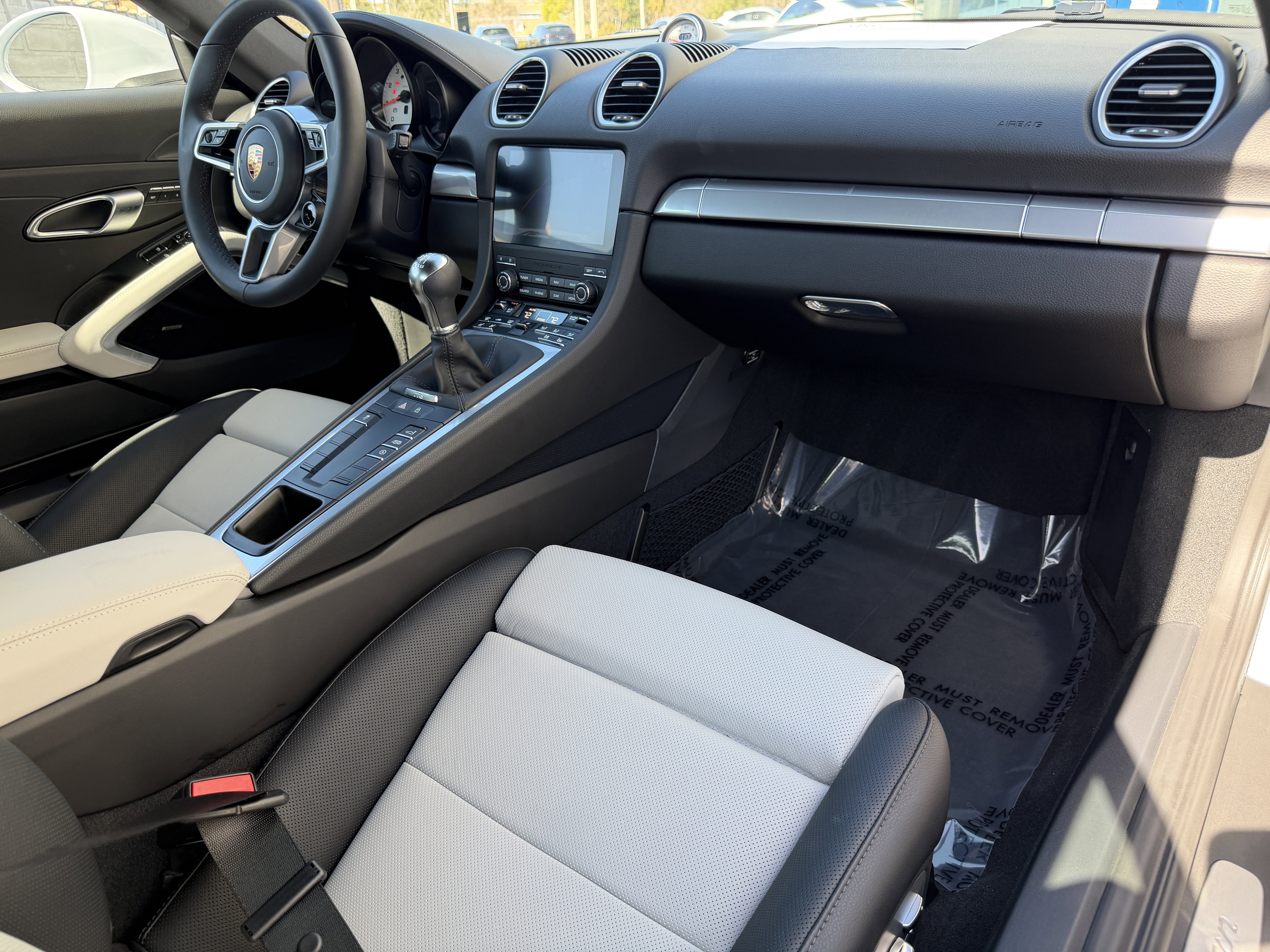 Certified 2025 Porsche 718 Cayman image 15