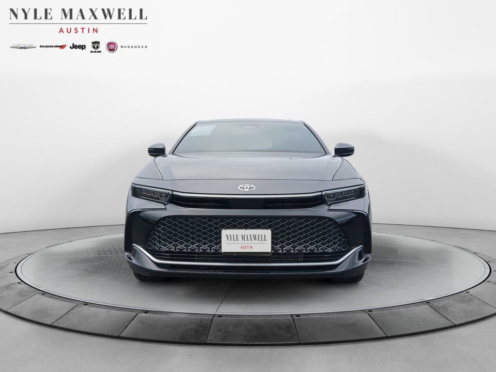 Used 2023 Toyota Crown Platinum AWD/4WD image 18