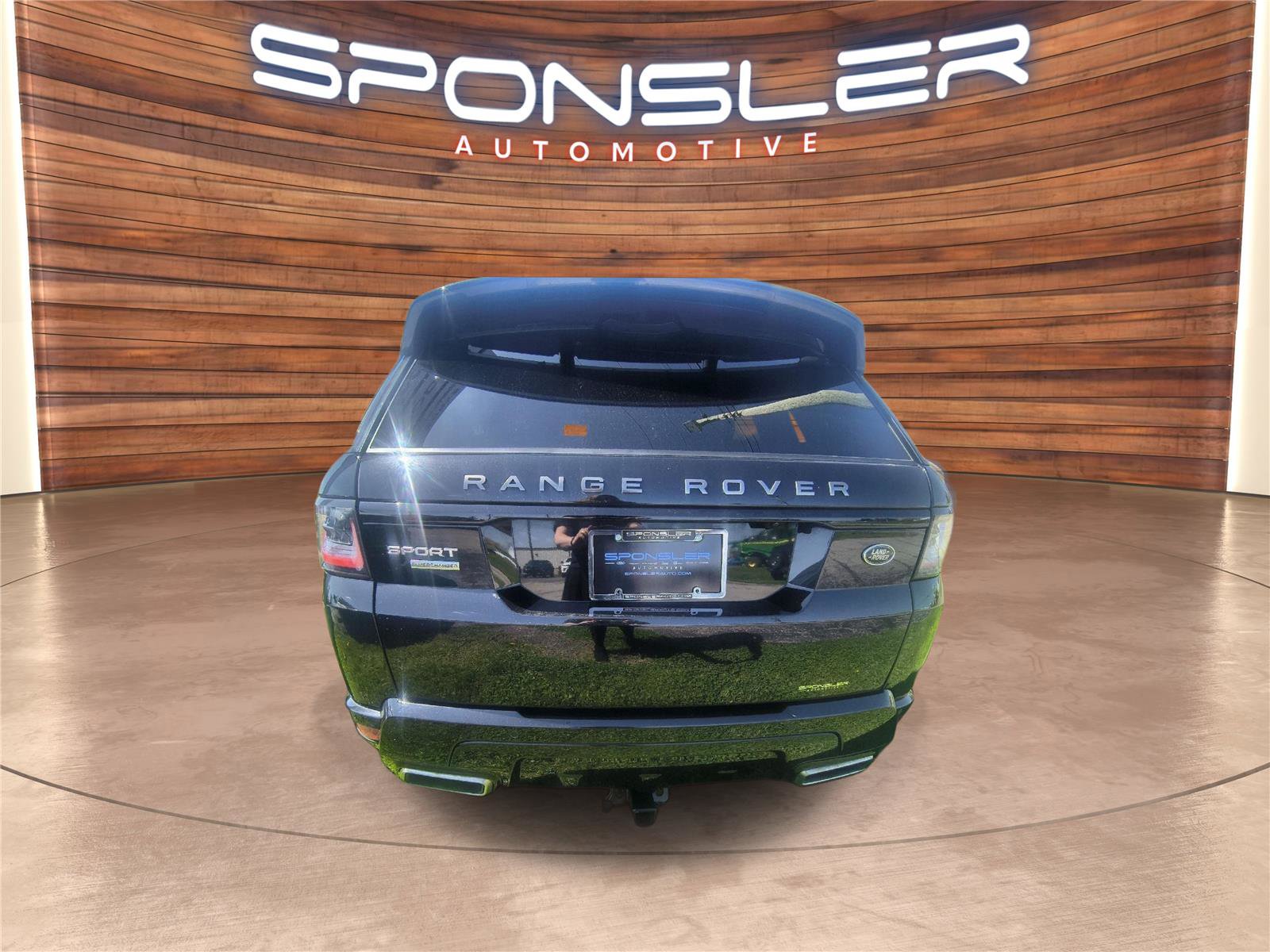 Used 2018 Land Rover Range Rover Sport Supercharged image 5