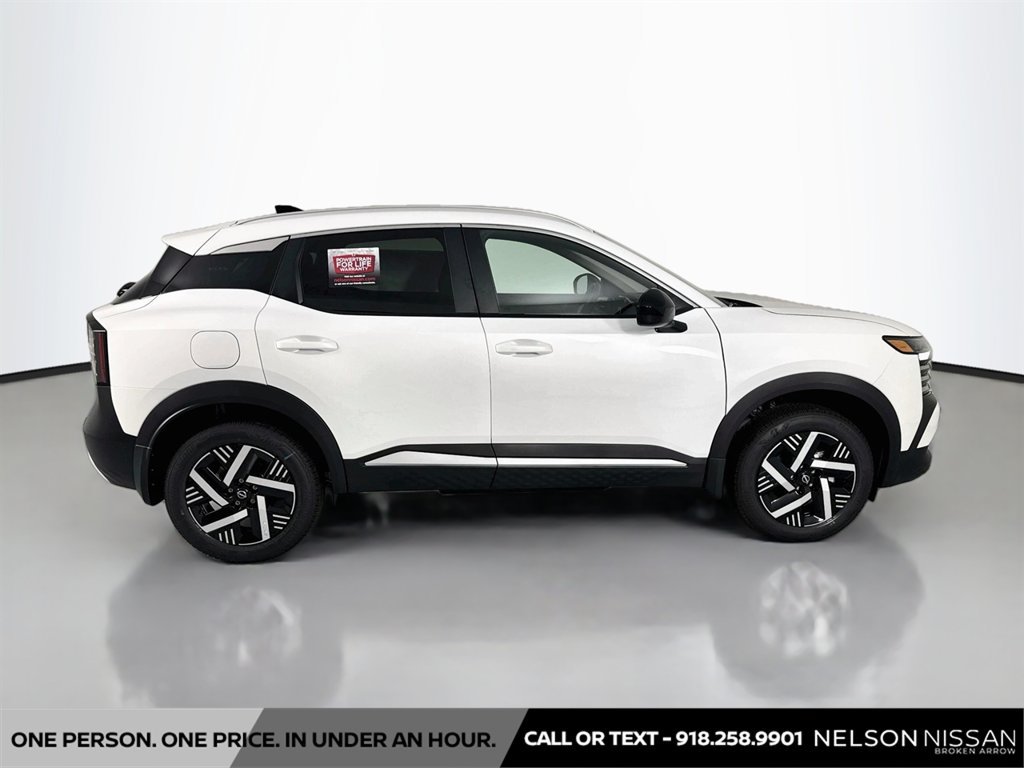 New 2027 Nissan Kicks SV FWD image 4