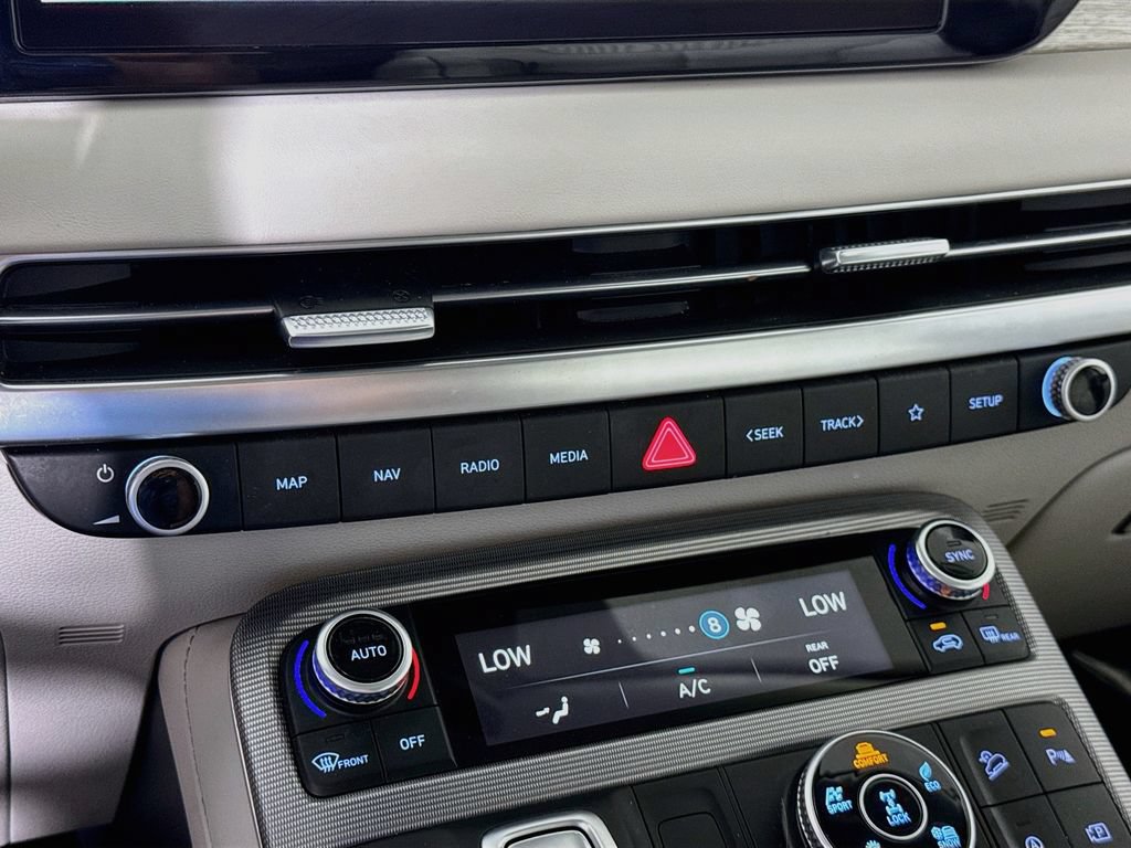 Used 2024 Hyundai Palisade Calligraphy AWD/4WD image 8