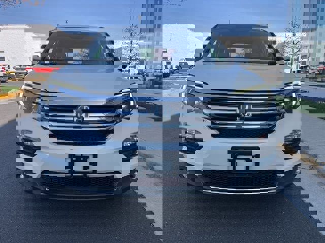 Used 2016 Honda Pilot Touring image 2