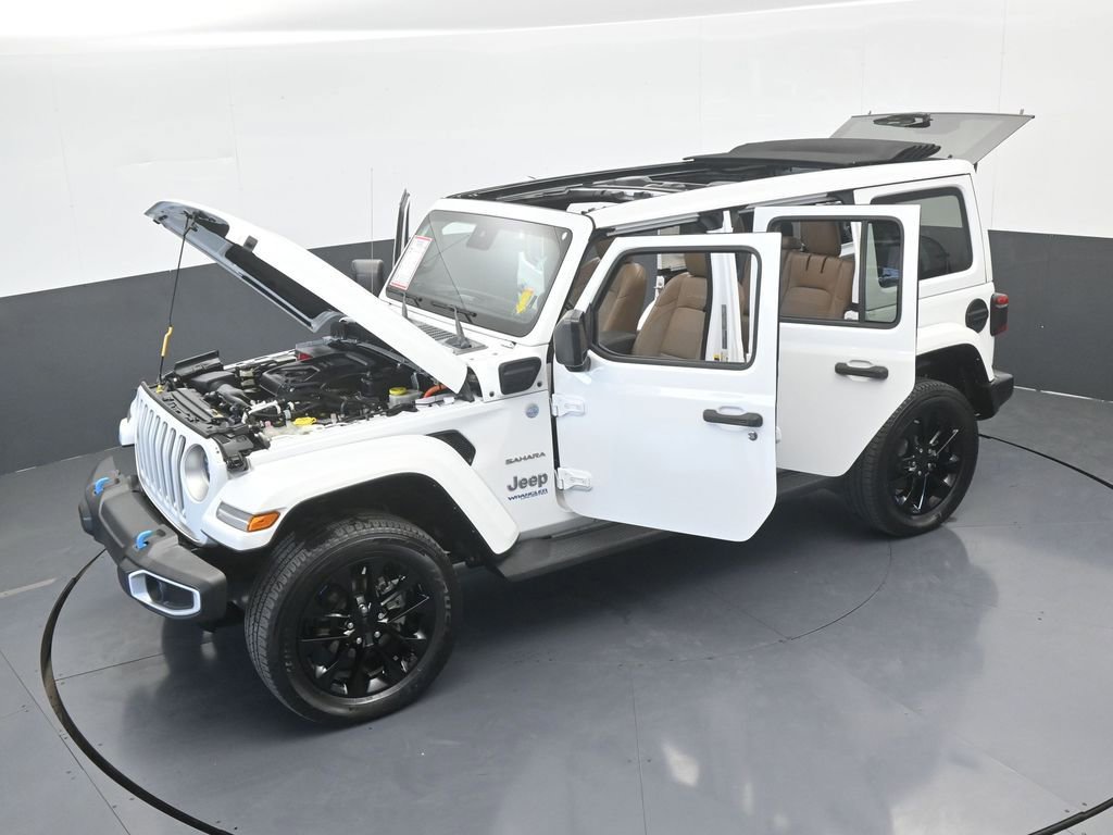 Used 2022 Jeep Wrangler Unlimited Sahara w/ Safety Group image 73