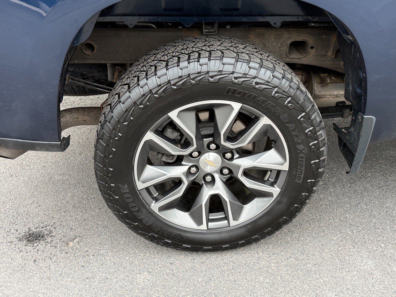 Used 2022 Chevrolet Silverado 1500 LT AWD/4WD image 11