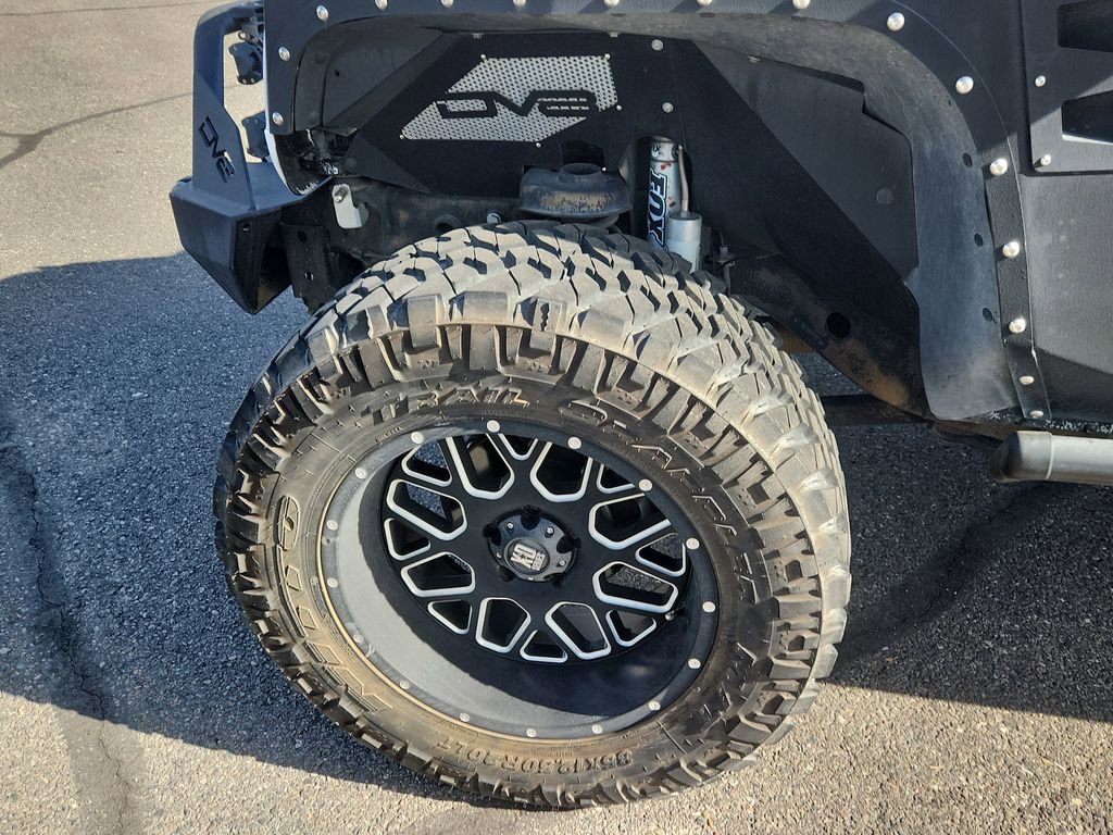 Used 2016 Jeep Wrangler Unlimited Sahara w/ Max Tow Package AWD/4WD image 19