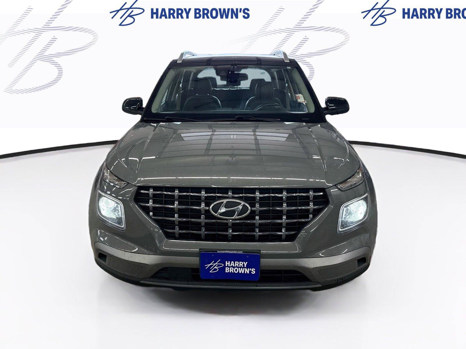 Used 2022 Hyundai Venue Limited w/ Cargo Package FWD image 6