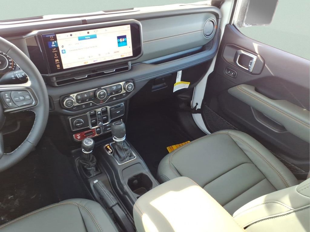 New 2026 Jeep Gladiator Mojave AWD/4WD image 15