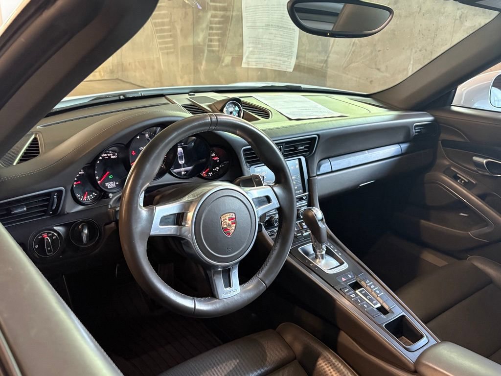 Used 2015 Porsche 911 Cabriolet image 5